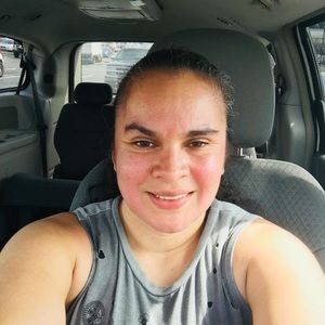 Meet your Posher, Leslie